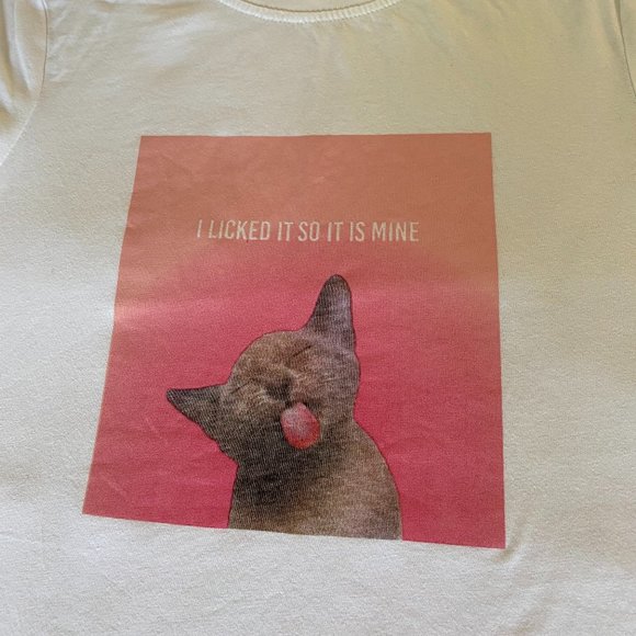 White t-shirt with cute kitty graphic - Picture 4 of 14